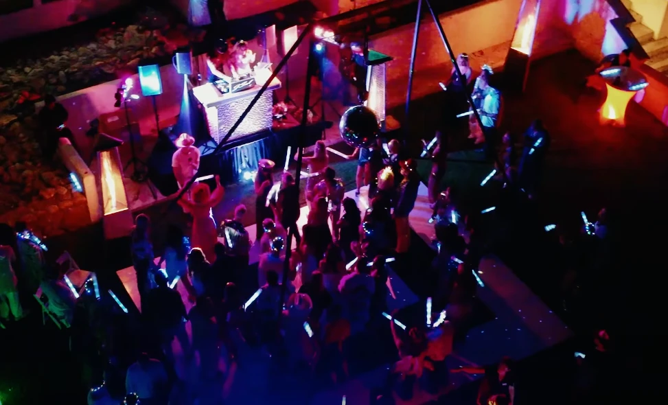 NOTOTO JSAL celebration aerial